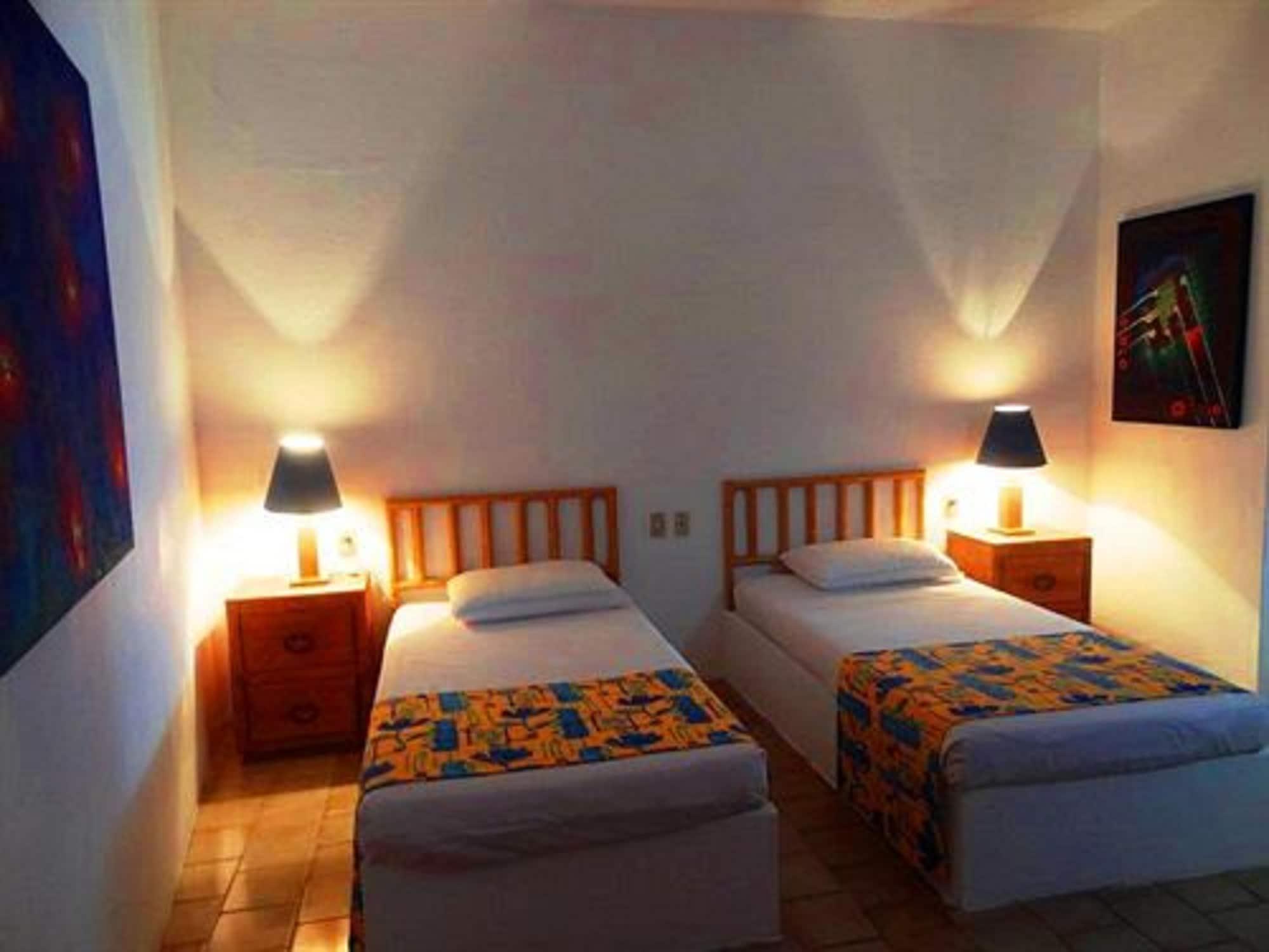Emperador Vallarta Beachfront Hotel And Suites Puerto Vallarta Buitenkant foto